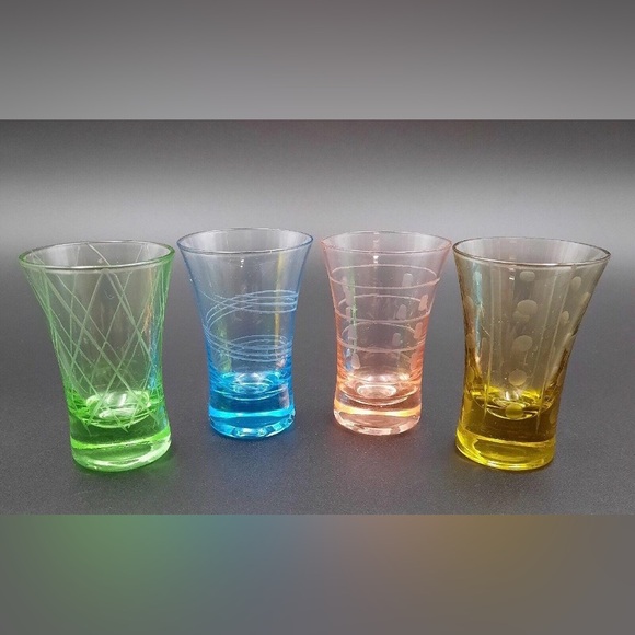 Mikasa Other - Vintage MCM Mikasa ‘Cheers’ Shot Glasses, Set of 4, w/Whimsical Design 🎉